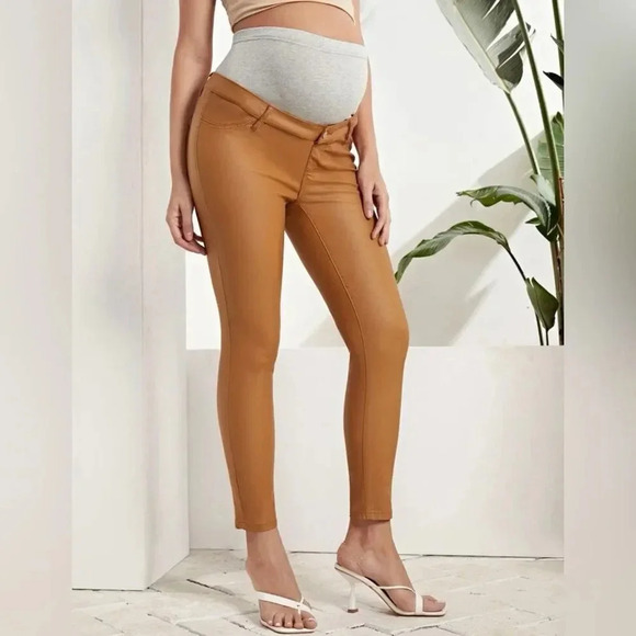 Maternity Wideband Waist Skinny Jeans - Picture 3 of 4